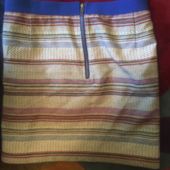 Colorful Gap mini skirt - Picture 3 of 6